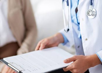 Sıhhat Bakanlığı, tartışmalı yönetmelikte geri adım attı