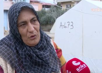 Depremzede anne: Çocuğum enkazdan çıkardığımız kitaplarla imtihana çalışıyor