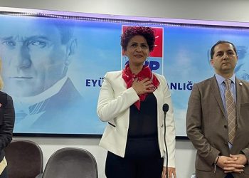 EYT Federasyonu başkanlığından ayrılan Özüpak, CHP’den aday adayı oldu