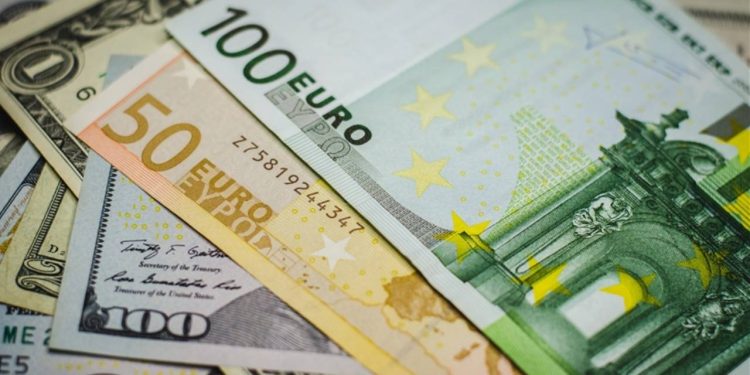 S&P, Euro bölgesi için büyüme varsayımını düşürdü